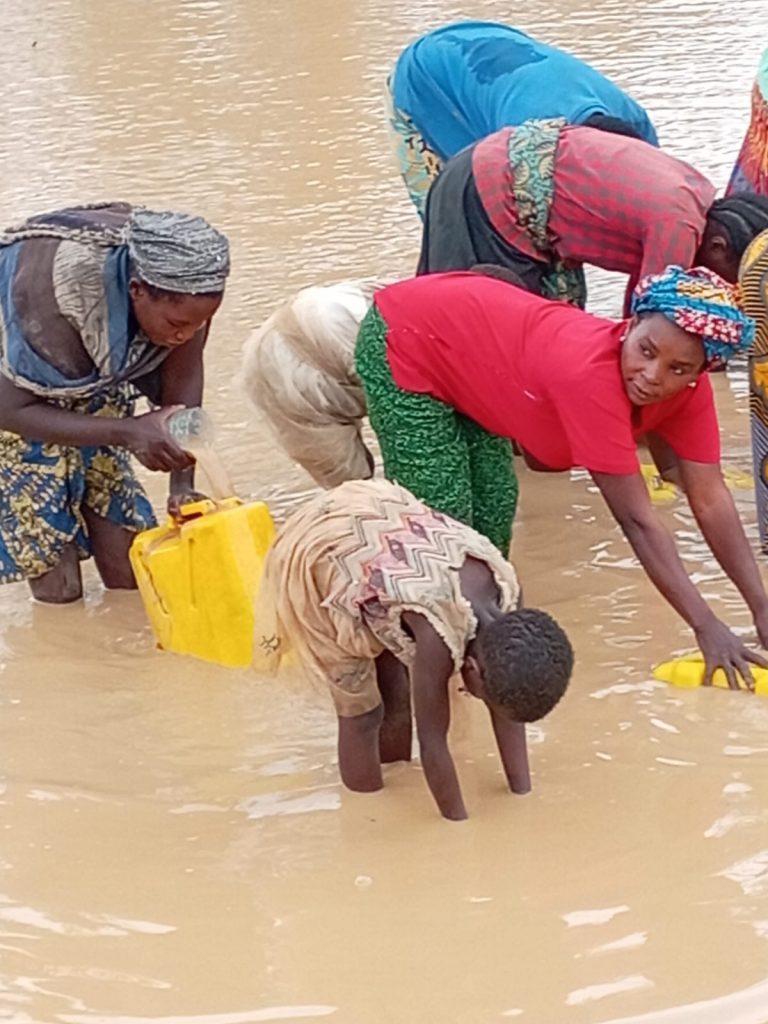 Nakivale Refugee Settlement Lifewater Distribution - Nakivale watering hole